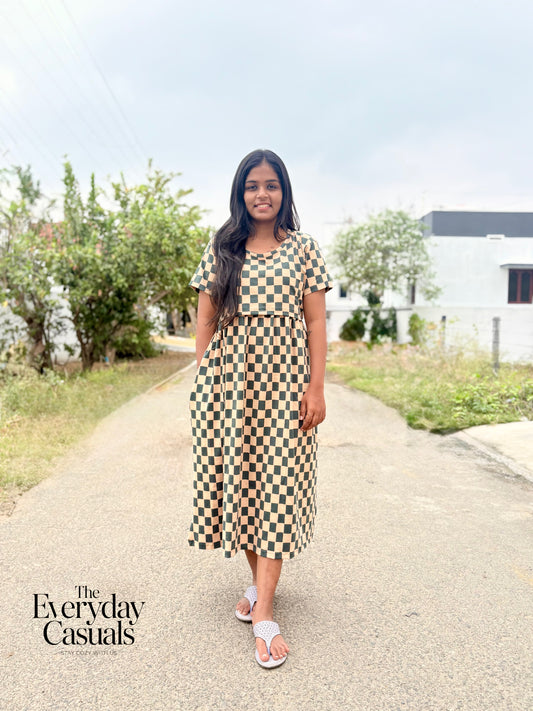 Dreamy Checks Calf Length Maxi