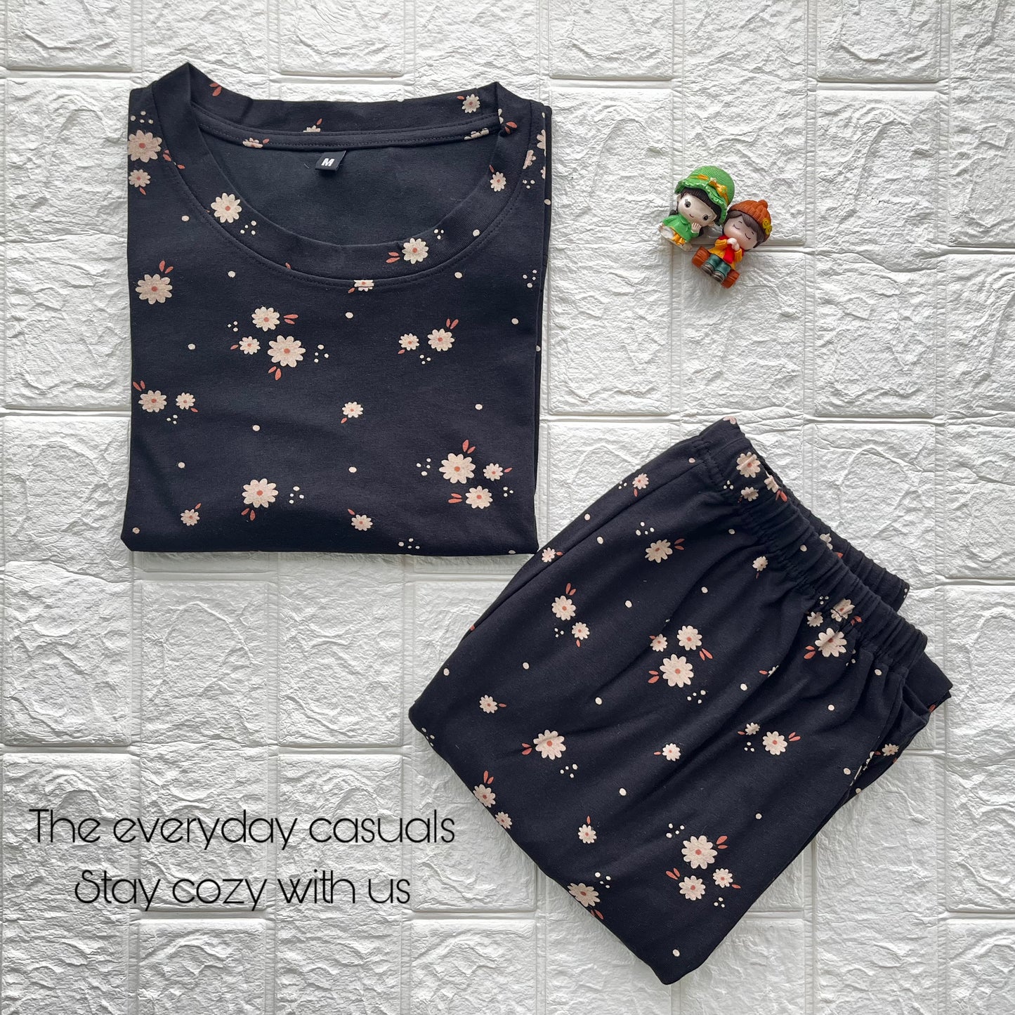 Black Petals Lounge Set