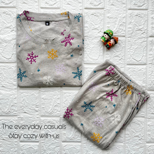 Snowflakes Lounge Set