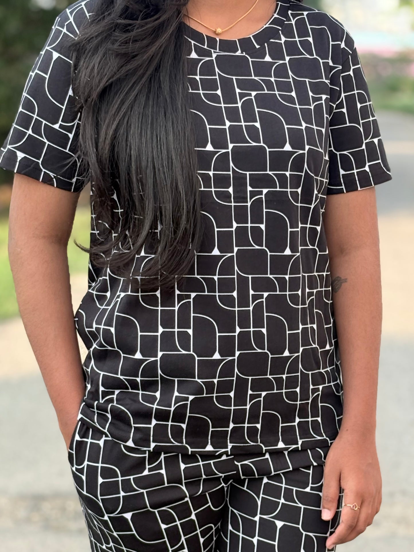 Black Abstract Lounge Set